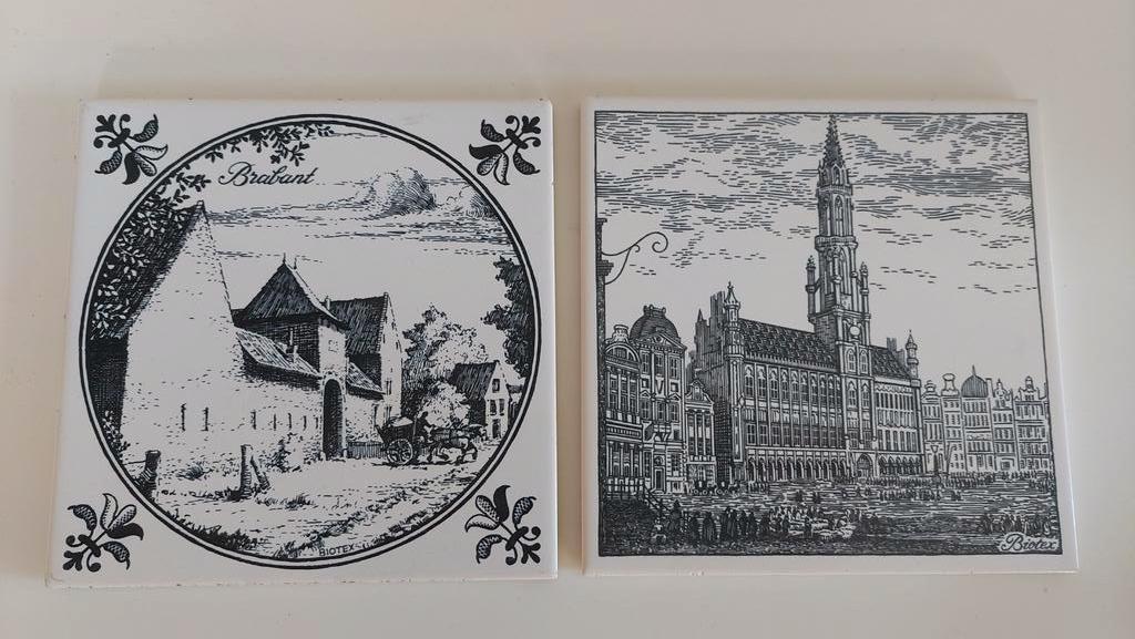 2 Mosa Holland tegels - Biotex - Brussel / Brabant, Enlèvement ou Envoi