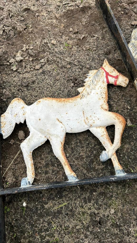 Wanddecoratie met paarden, Ophalen, Gebruikt