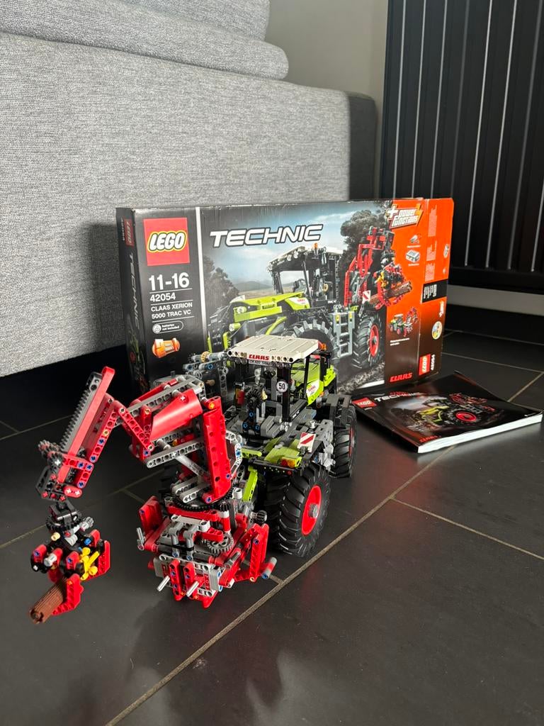 Lego Claas Xerion 5000 Trac VC 42054 + 8293, Ophalen of Verzenden, Zo goed als nieuw, Lego