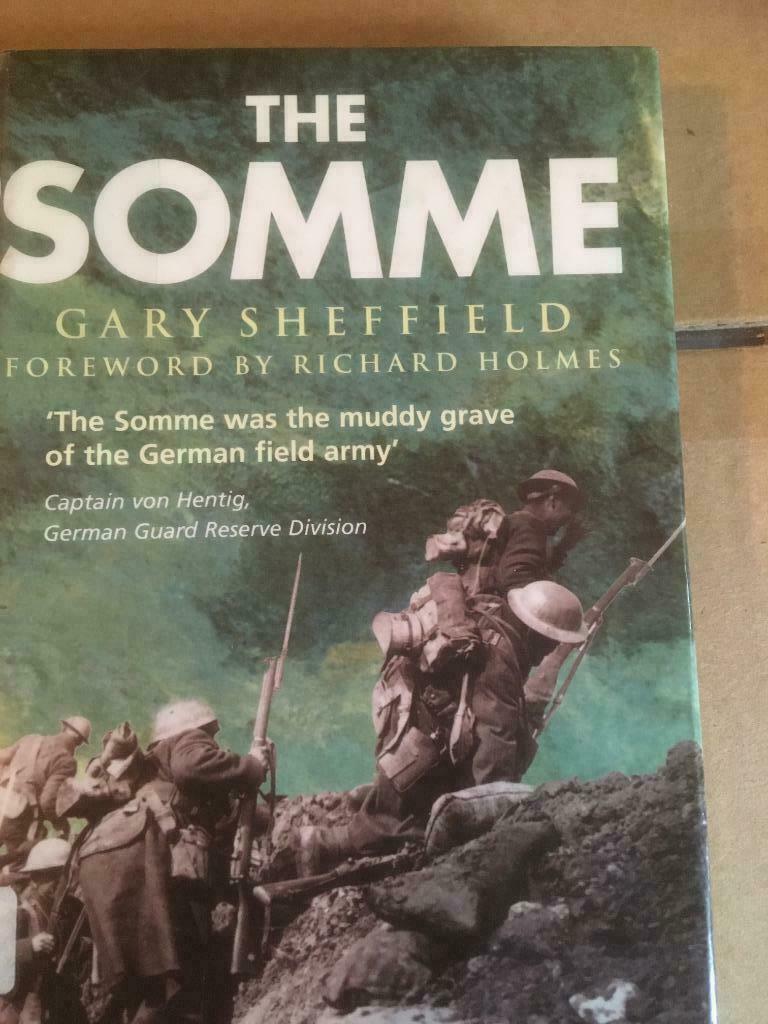 Boek The Somme - Gary Sheffield, Ophalen of Verzenden, Gelezen