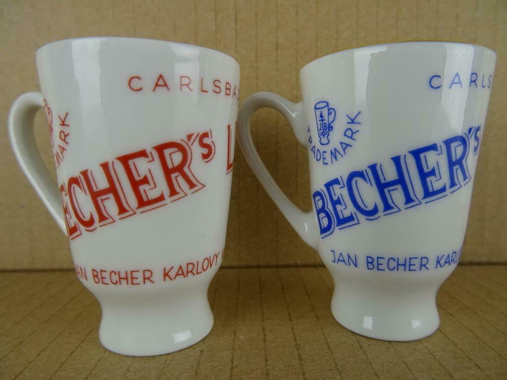 Set shotglaasjes Becher's Liqueur Tsjechië porselein vintage, Verzamelen, Glas en Drinkglazen, Zo goed als nieuw, Borrel- of Shotglas
