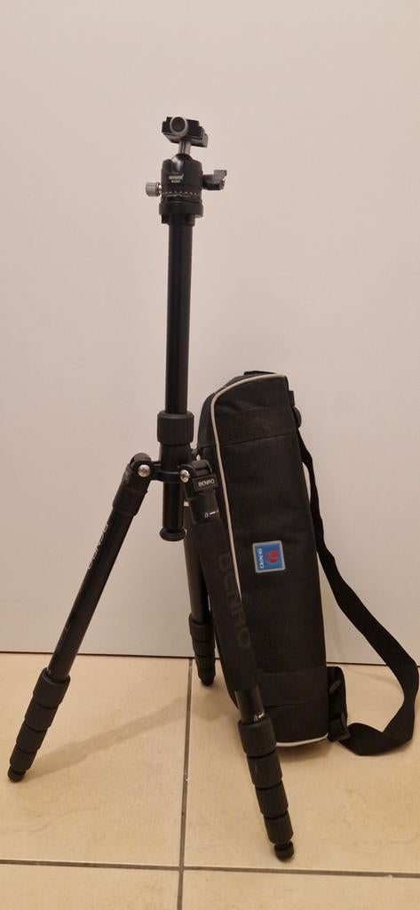 Trépied alu Benro A1691 avec tête Neewer, Enlèvement, Trépied