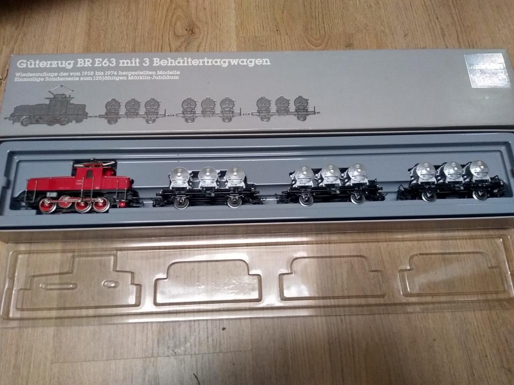 Märklin 2874 Treinset E63 rangeerloc met drie EVA containerw, Wisselstroom, Treinset, Nieuw, Ophalen of Verzenden