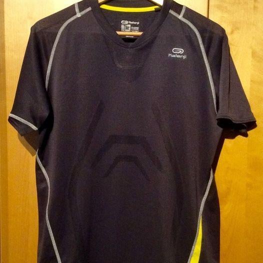 T-shirt neuf de sport homme L, Vêtements | Hommes, Vêtements de sport, Neuf, Gris, Enlèvement ou Envoi, Decathlon