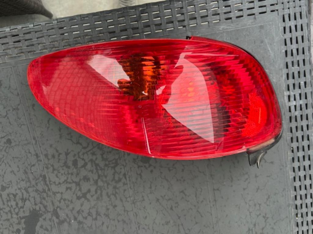 Peugeot 206CC linker achterlicht, Auto-onderdelen, Ophalen, Peugeot