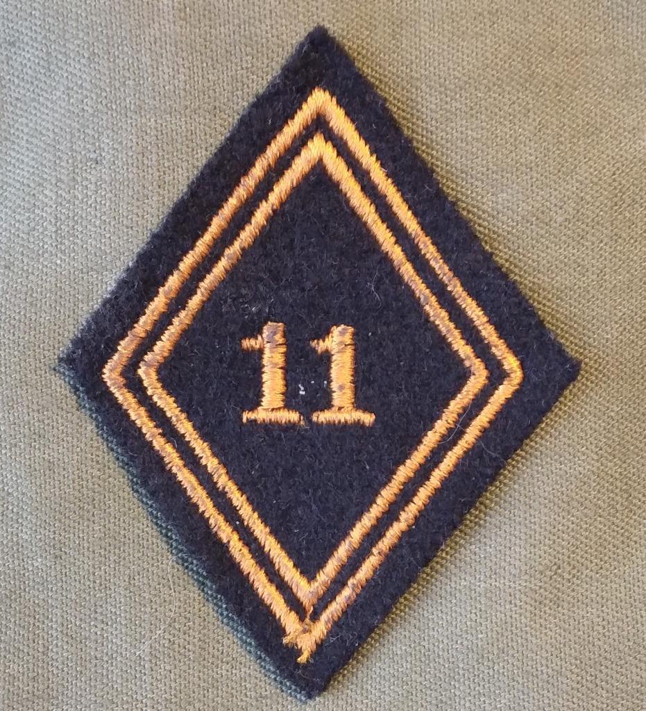 FRANCE / PARA / LOSANGE 11em BPC., Verzamelen, Militaria | Algemeen, Verzenden, Landmacht, Embleem of Badge