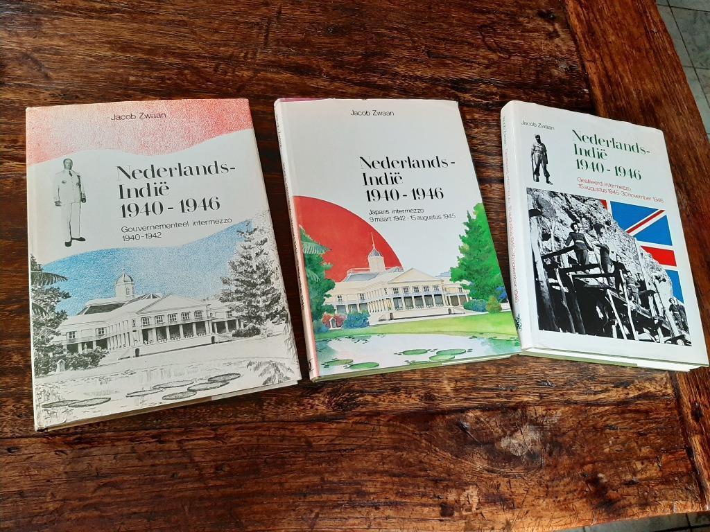 Nederlands-Indië 1940-1946 - 3 delen, Boeken, Geschiedenis | Stad en Regio, Gelezen, Ophalen of Verzenden
