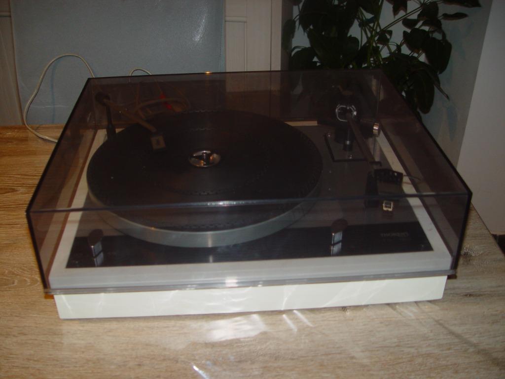 Platine thorens TD 160 en tres bon etat, Enlèvement, Utilisé, Tourne-disque, Thorens