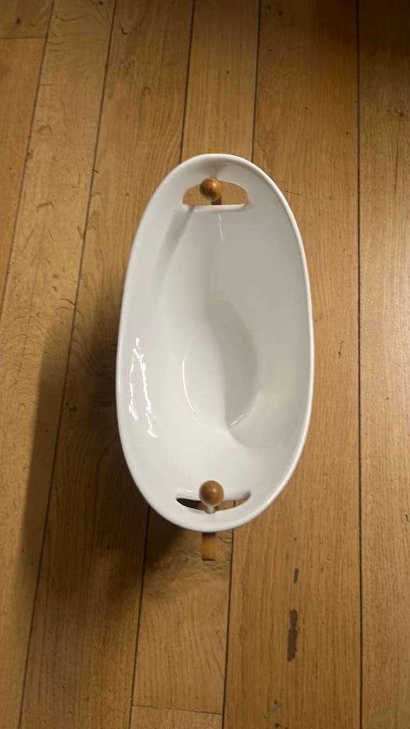 Saladier - fruits en porcelaine, avec support en bois - Neuf, Electroménager, Enlèvement, Neuf