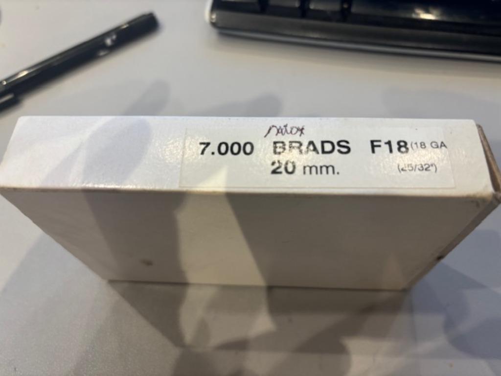 Spijkernieten /Brads 20 mm  F18, Doe-het-zelf en Bouw, Ophalen of Verzenden, Nieuw