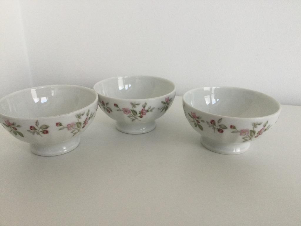 Lot de 3 petits bols en porcelaine de Limoges, Enlèvement