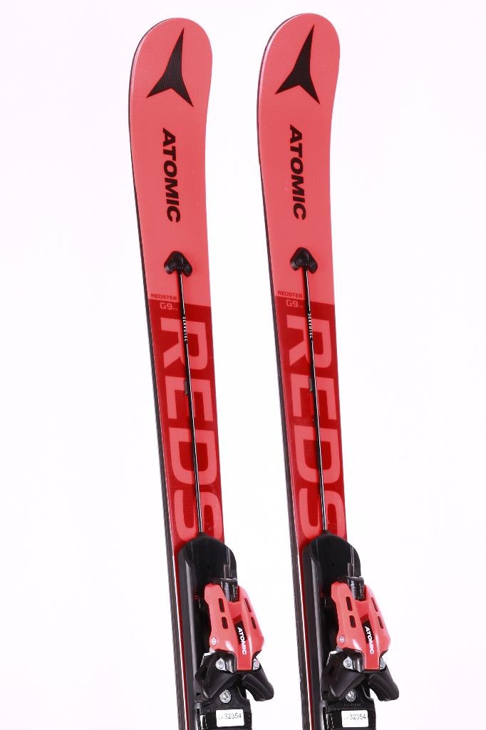 152 skis | ATOMIC REDSTER G9 FIS, Fis Norm, Servotec, Titane, Carving, Skis, 140 à 160 cm, Utilisé