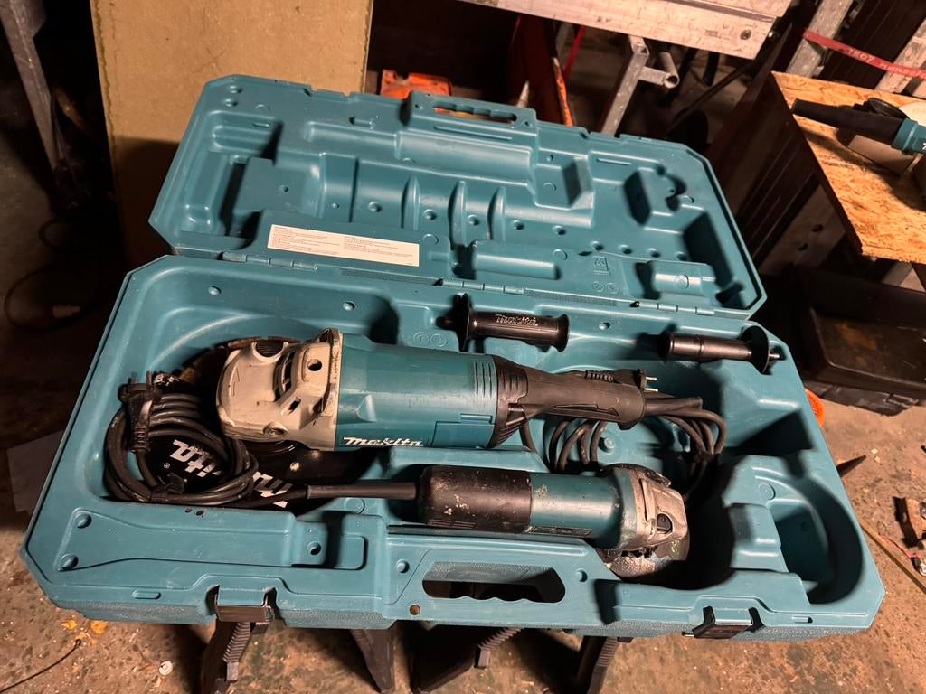 Makita slijpmachine te huur, Ophalen, Zo goed als nieuw