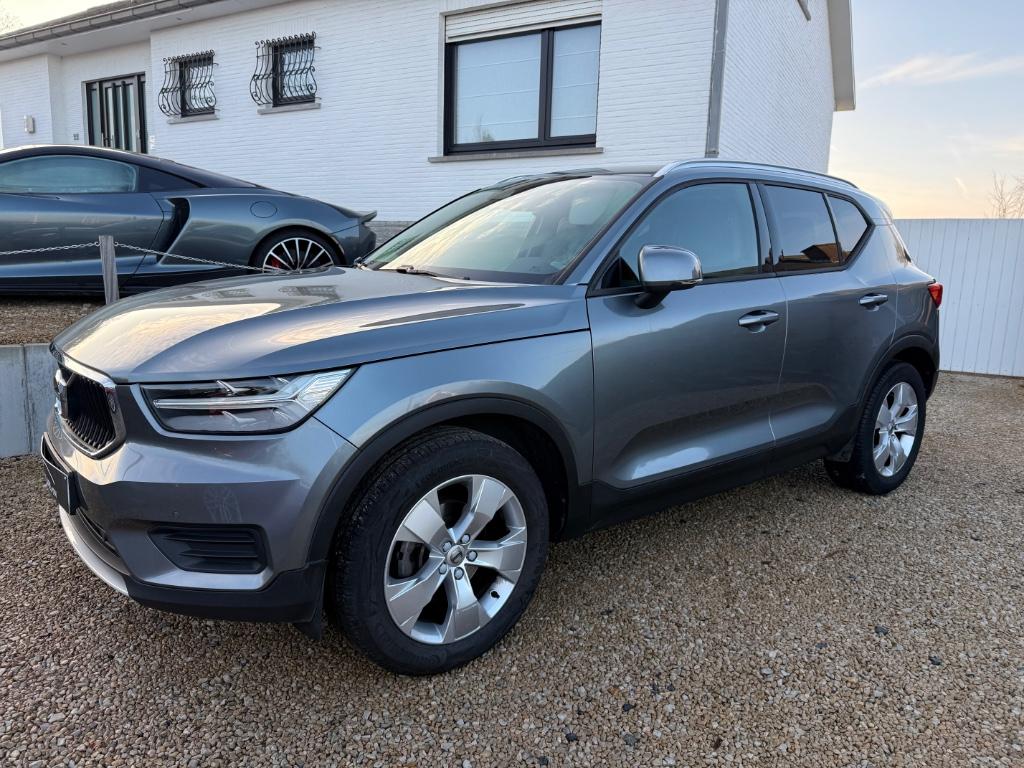 Volvo XC40, 144 g/km, Argent ou Gris, Achat, Euro 6