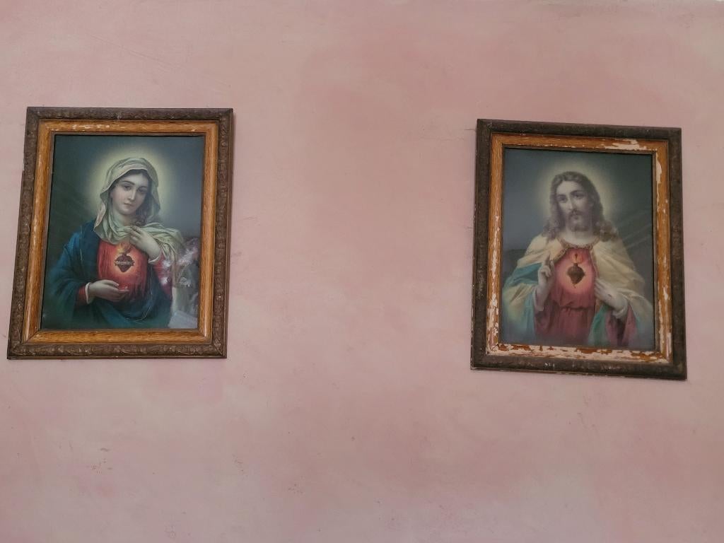 2 kaders met H.Hart en O.L.Vrouw, Ophalen