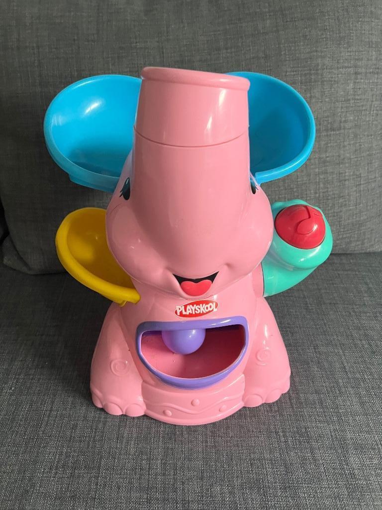 speelgoed olifant die ballen blaast, Kinderen en Baby's, Speelgoed | Babyspeelgoed, Ophalen, Zo goed als nieuw, Met geluid