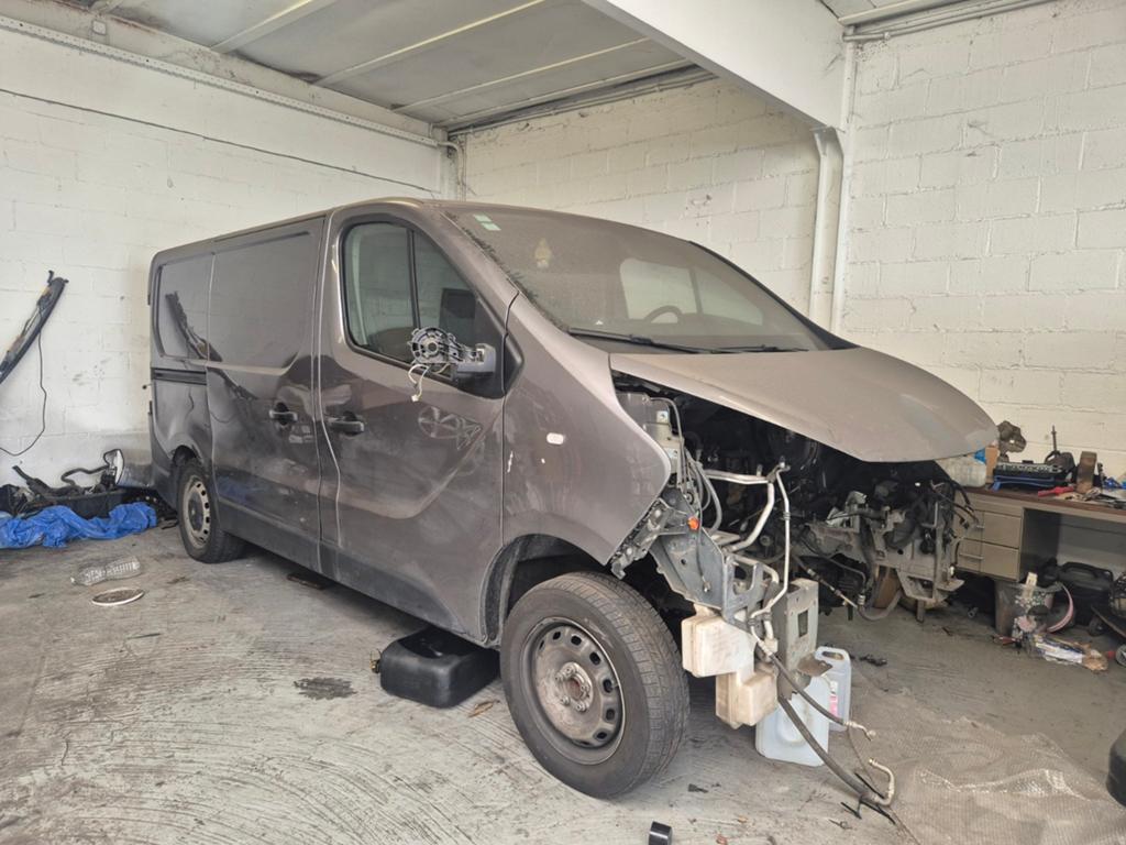 Onderdelen Opel Vivaro B/ Renault Trafic /Nissan NV300, Ophalen, Gebruikt, Voor, Renault