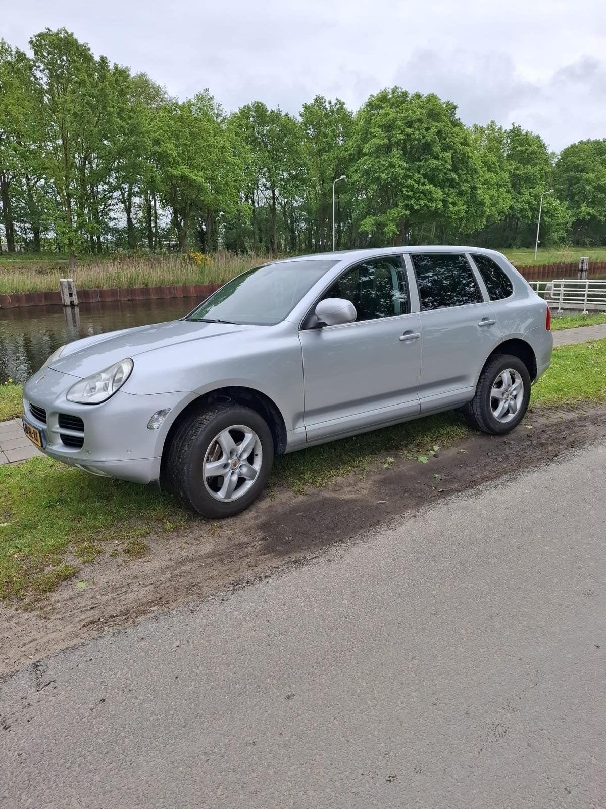 Porsche Cayenne 4.5 S Tiptronic S 2005 Grijs, Auto's, Porsche, Automaat, Cayenne, 2220 kg, Grijs