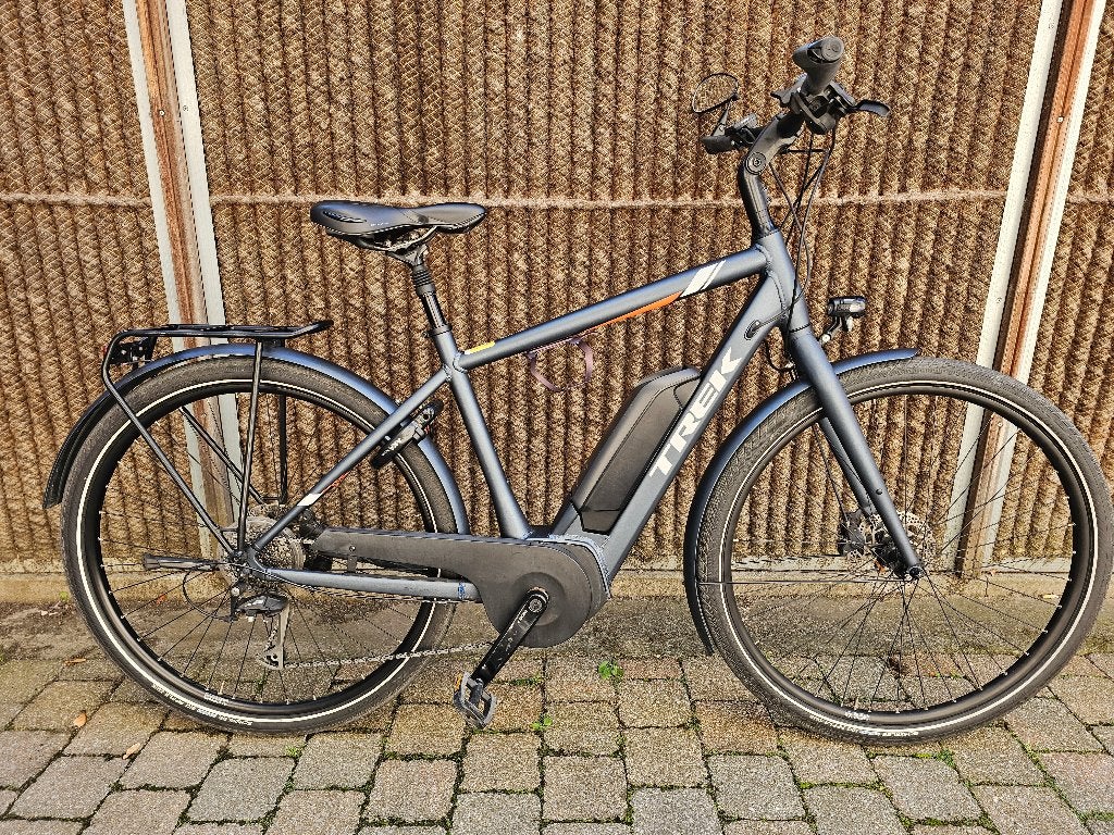 Trek UM3+ e-bike heren – Bosch – 500 Wh – slechts 4.417 km, Zo goed als nieuw, 47 tot 51 cm, 50 km per accu of meer, Ophalen