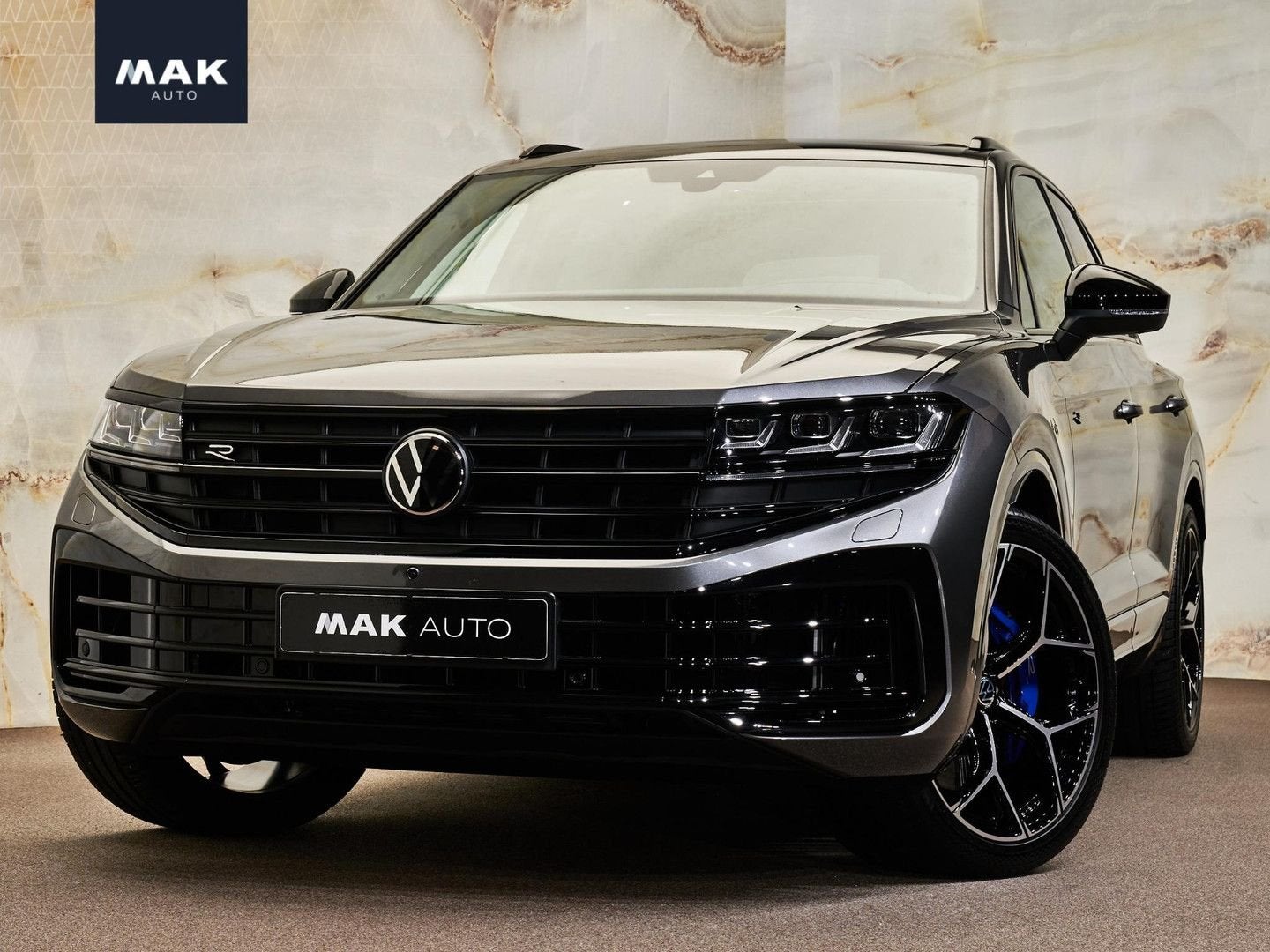 Volkswagen Touareg R V6 eHybrid 4Motion Final Edition , pano, Autos, Argent ou Gris, Système Start/Stop, Entreprise, Noir