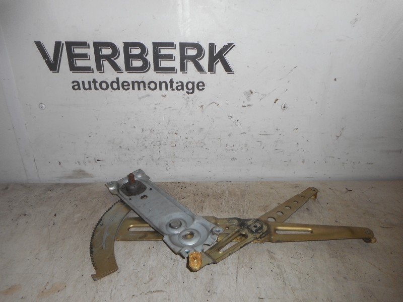 VITRE MECANISME AVANT DROIT Opel (90069708), Opel, Opel Automobile GmbH, Utilisé, Kontakt-opel@opel.com