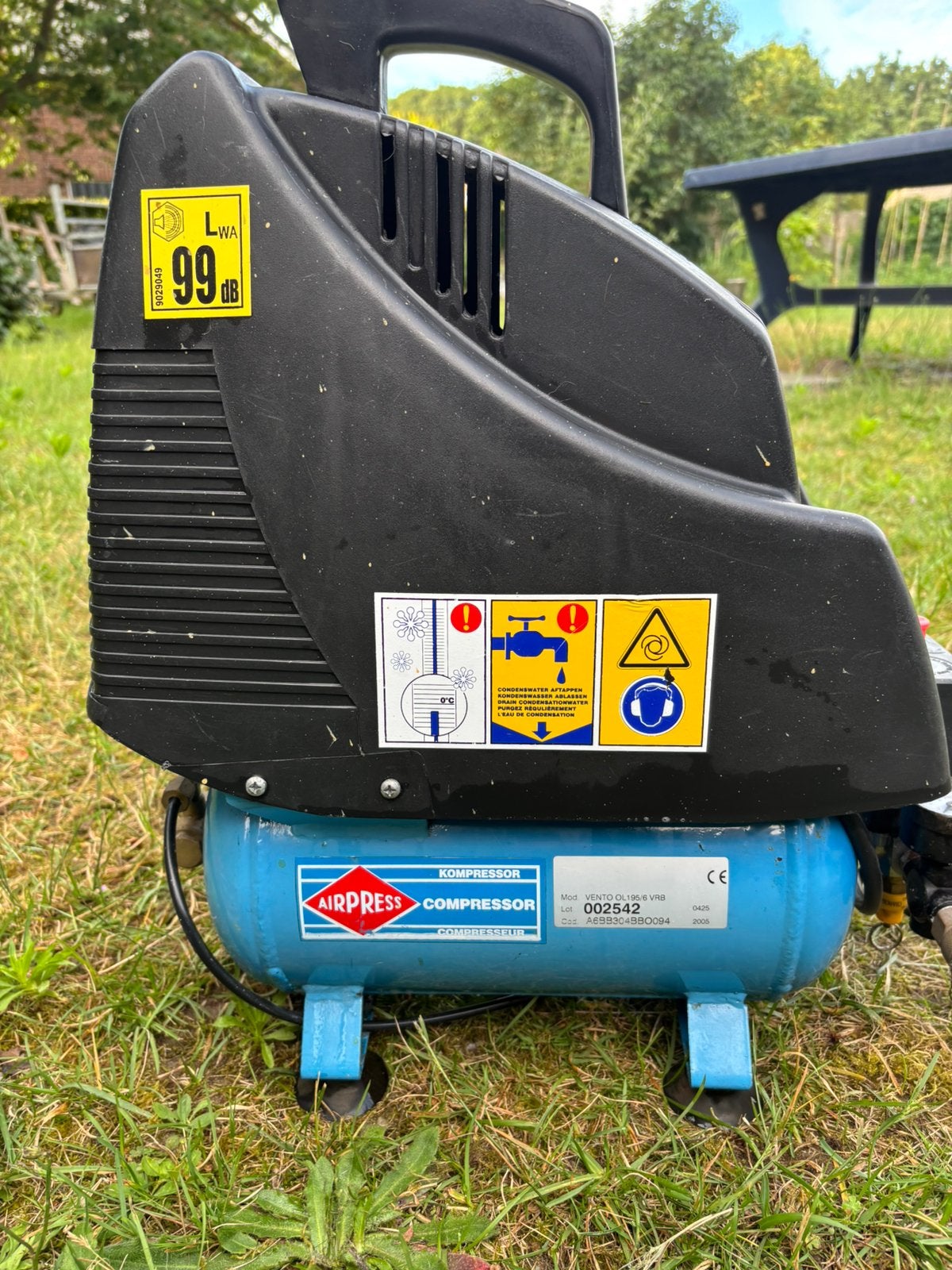 airpress compressor, Doe-het-zelf en Bouw, Compressors, Ophalen, Zo goed als nieuw