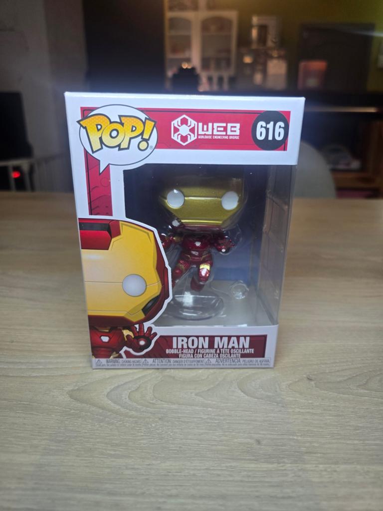 Funko Pop Iron Man #616 WEB Disney Avengers Campus Exclusive, Enlèvement ou Envoi, Comme neuf