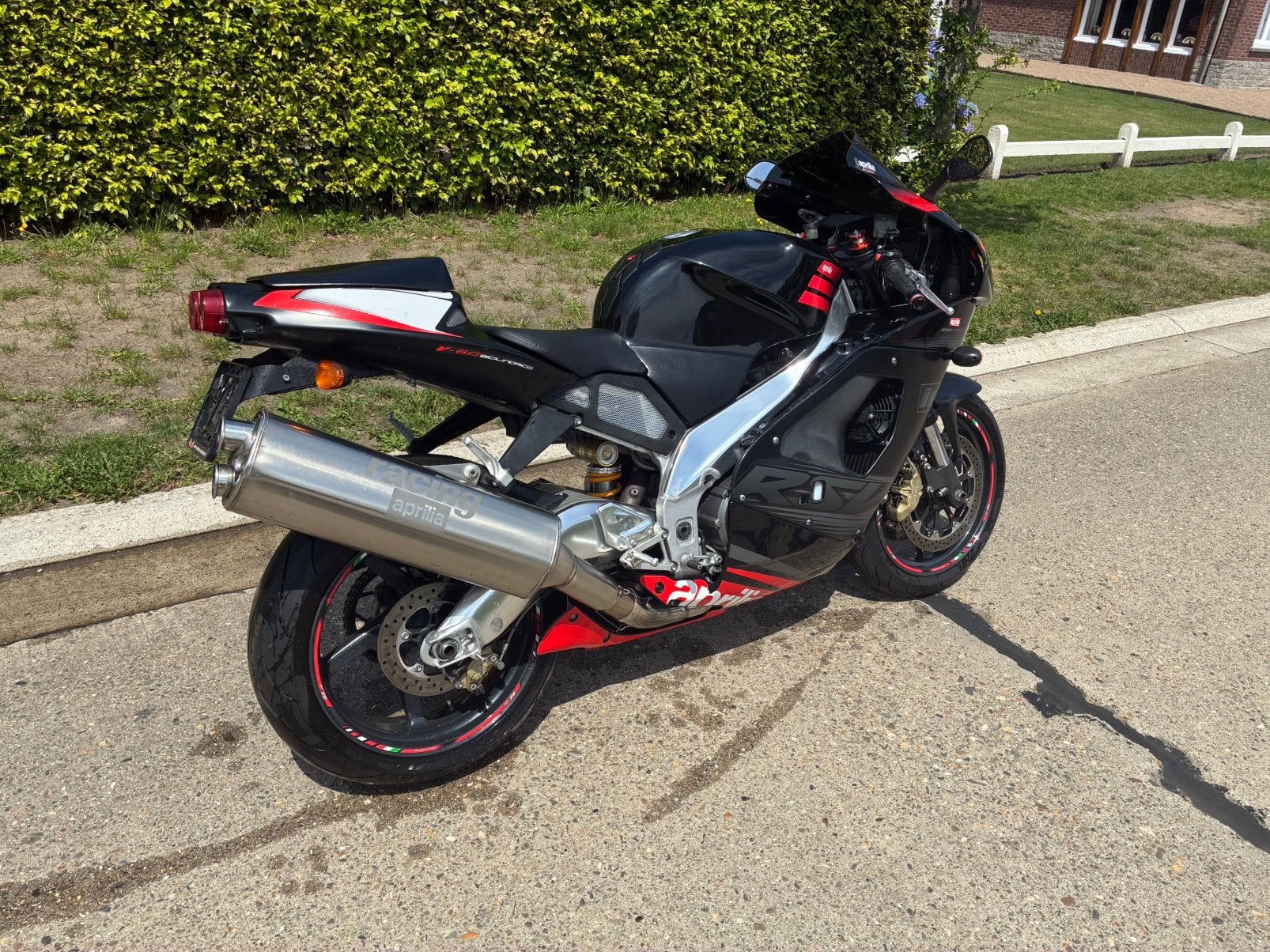 Aprilia rsv 1000 mille, Motoren, Motoren | Aprilia, Particulier