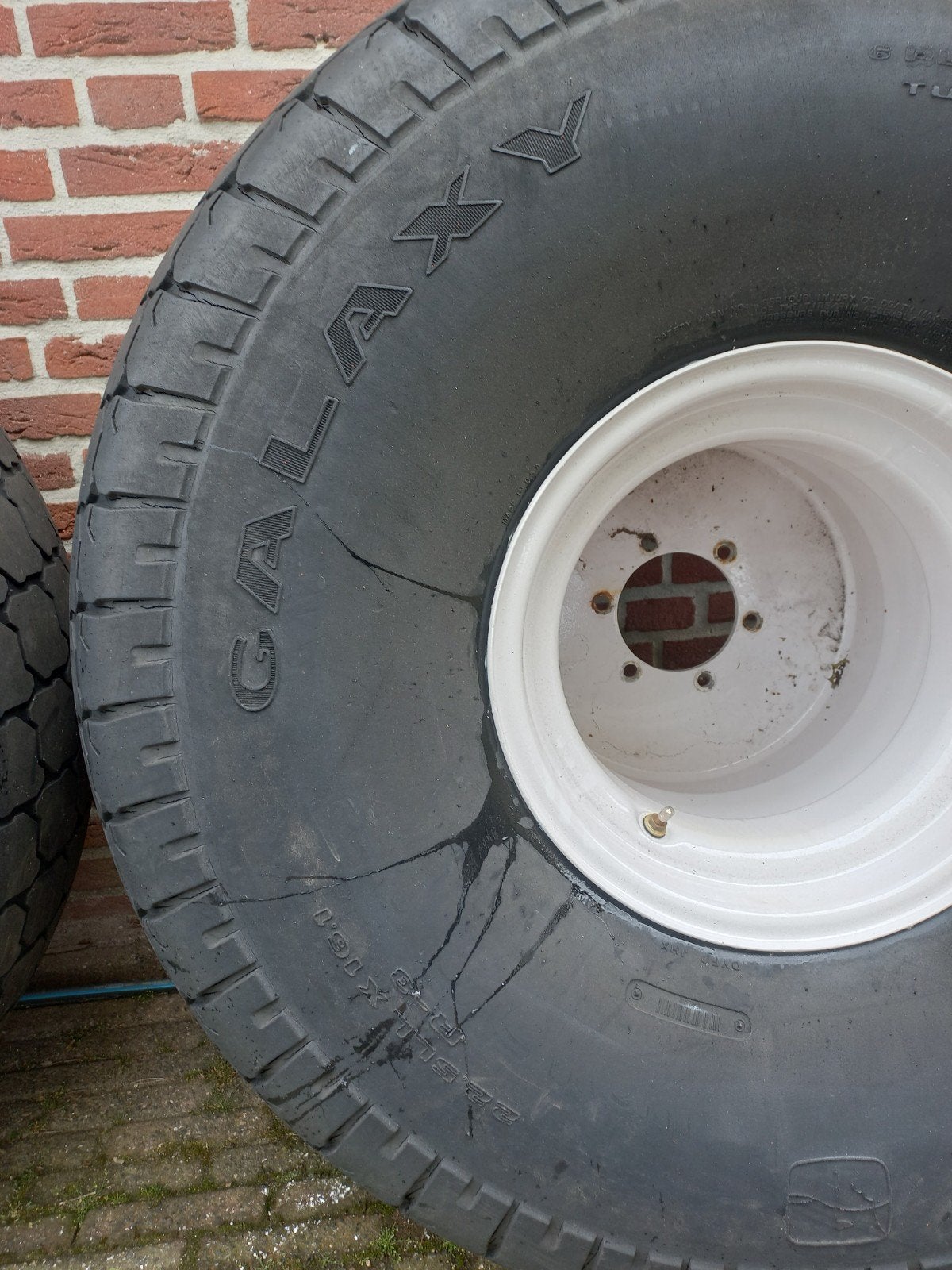 New holland boomer gazonbanden set, Articles professionnels, Enlèvement