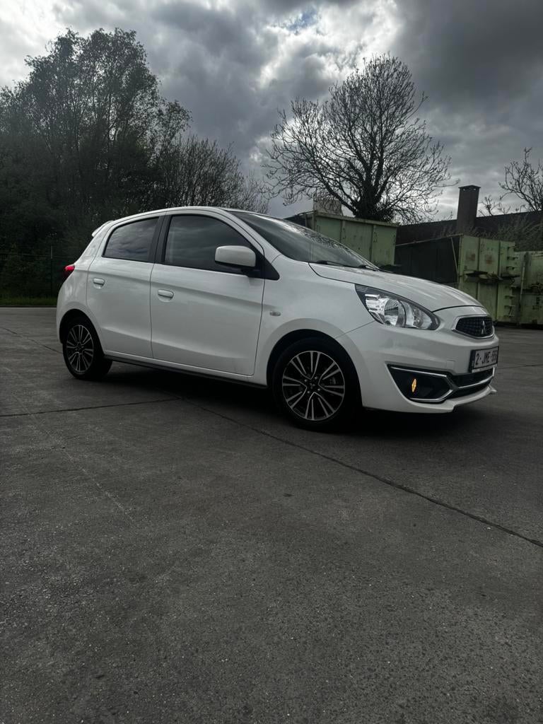 Mitsubishi spacestar 2020 met 47000km!!!, Auto's, Mitsubishi, Euro 6, Wit, Handgeschakeld, Grijs