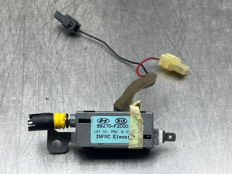 GPS ANTENNE Hyundai Sonata (01-2005/12-2010) (|96270F2000|), Gebruikt, Hyundai