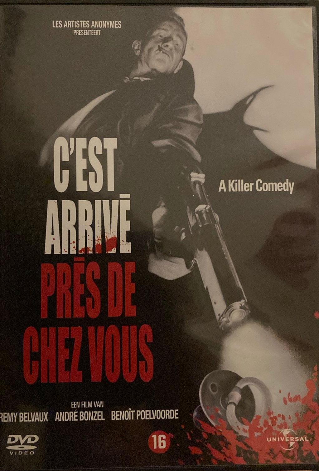 C’est arrivé près de chez vous, Cd's en Dvd's, Ophalen of Verzenden, Zo goed als nieuw