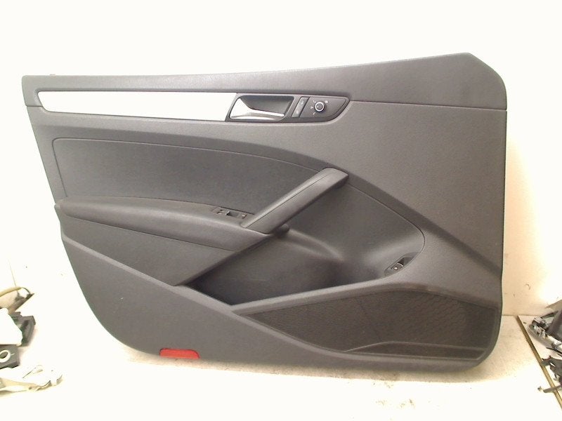 PANNEAU DE PORTE AVANT GAUCHE R36 Volkswagen Passat (362), Volkswagen, Volkswagen AG, Utilisé, Kundenbetreuung@volkswagen.de