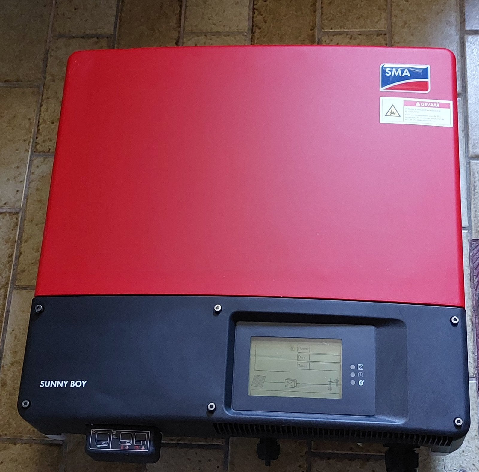 SMA Sunny  Boy 4000TL omvormer, Ophalen, Gebruikt