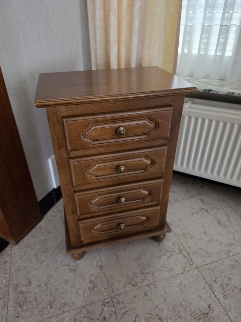 Eiken kastje, 3 of 4 laden, Ophalen, Gebruikt, Eikenhout