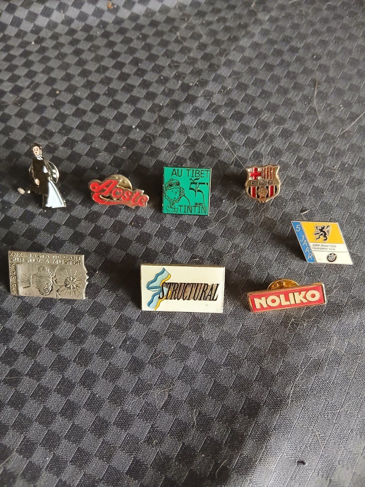 Lot d'épingles 8 pièces, Collections, Enlèvement ou Envoi