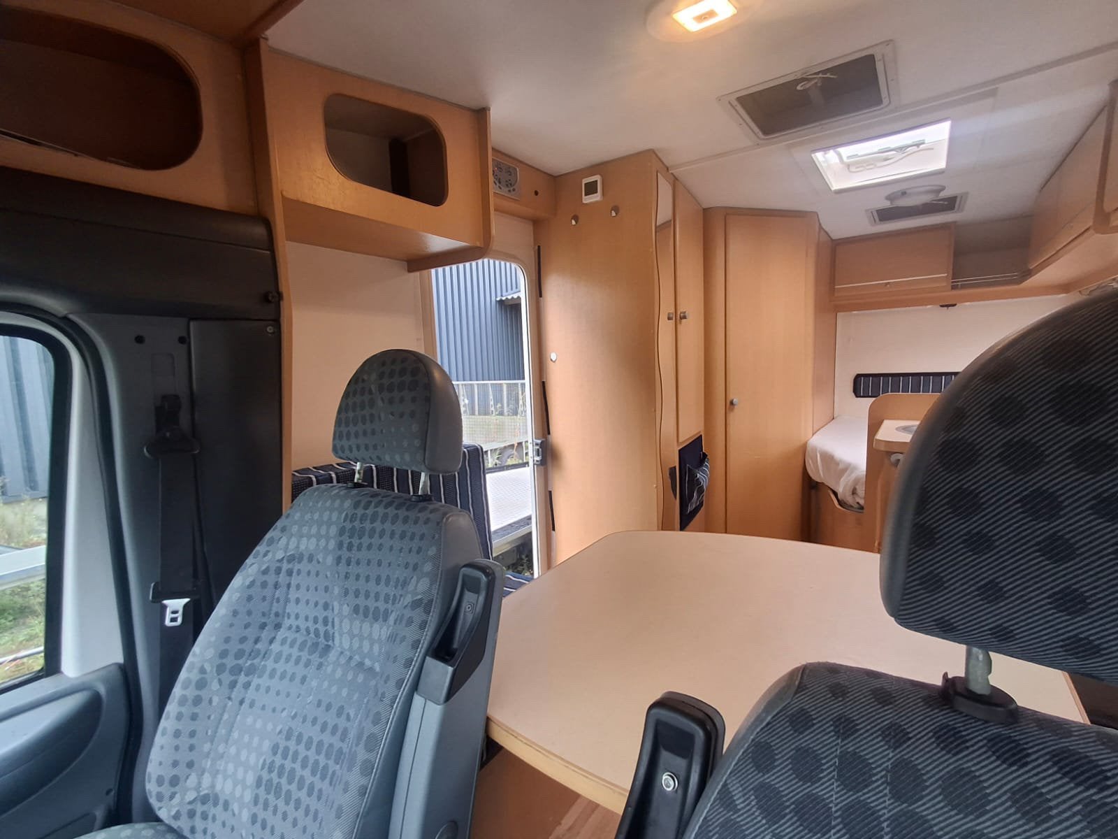 FORD ROLLER TEAM 2008 motor defect start nog 138.000 km, Caravanes & Camping, Entreprise, Ford