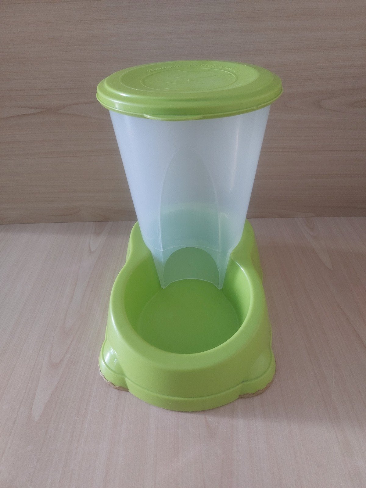 Distributeur croquettes pour chat, Animaux & Accessoires