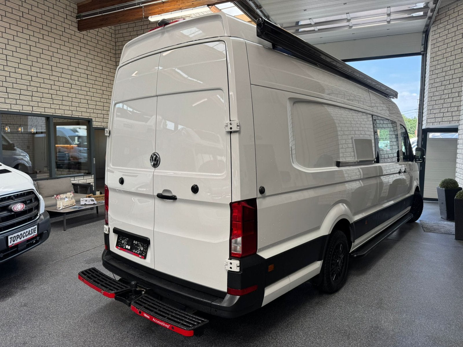 Volkswagen Crafter TBS Conversion, Automaat, Buscamper of Camperbus, Ringverwarming, Volkswagen