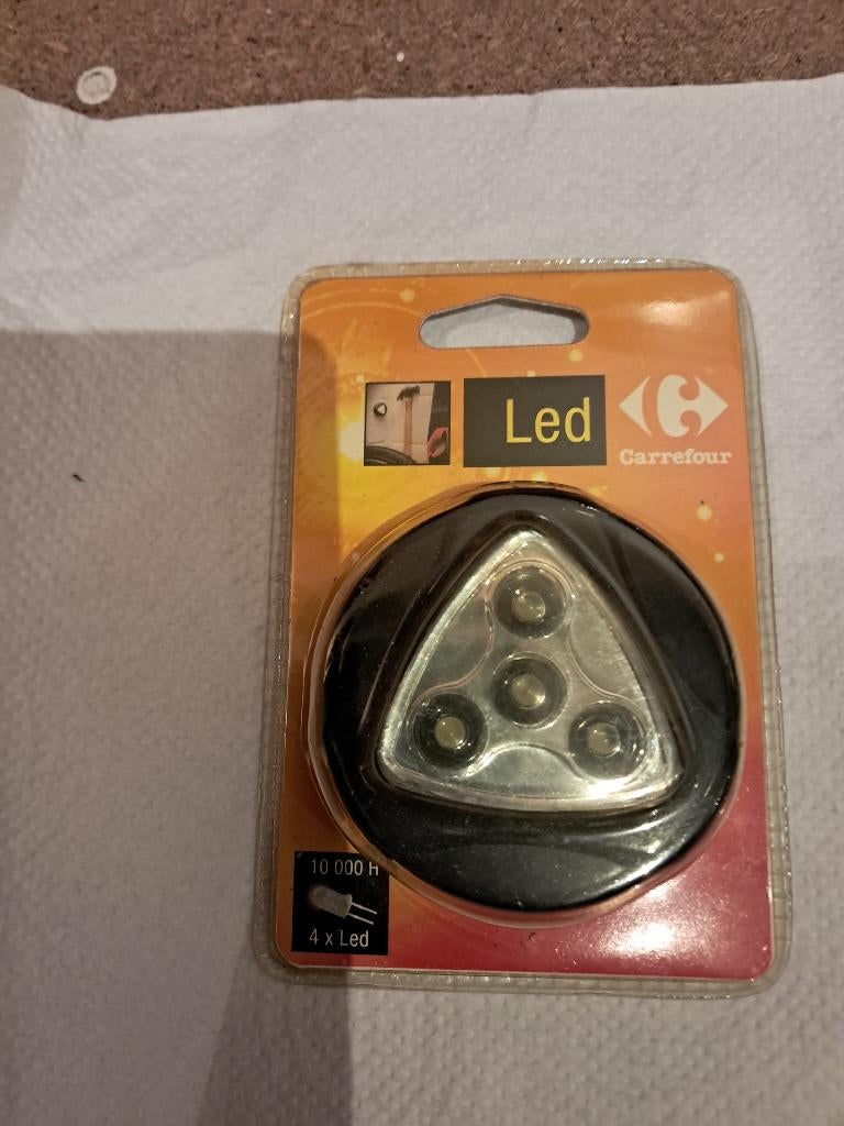 Draadloze zelfklevende tactiele LED-spotlamp - om te plakken, Huis en Inrichting, Lampen | Spots, Ophalen, Nieuw, Led