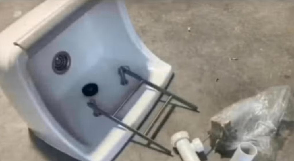 uitgietbak uitlekbak, Doe-het-zelf en Bouw, Sanitair, Ophalen, Gebruikt