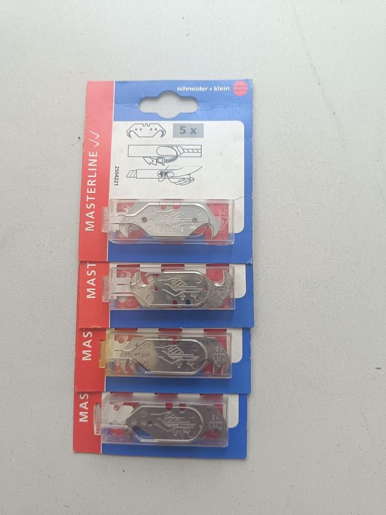 Lames 4 paquets pour 3€, Bricolage & Construction, Enlèvement