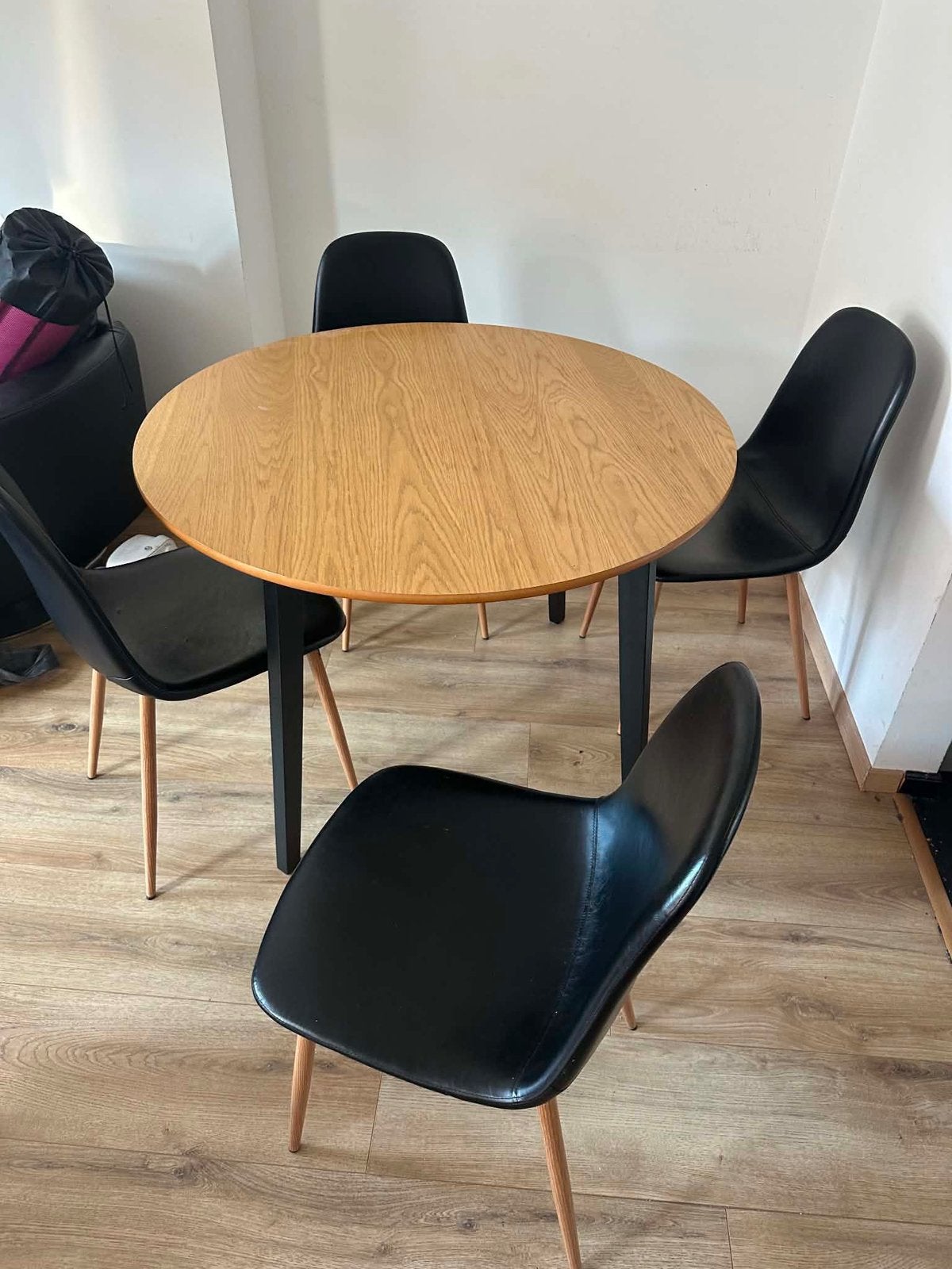 Ronde tafel met 4 stoelen, Huis en Inrichting, Tafels | Eettafels, Ophalen, Zo goed als nieuw