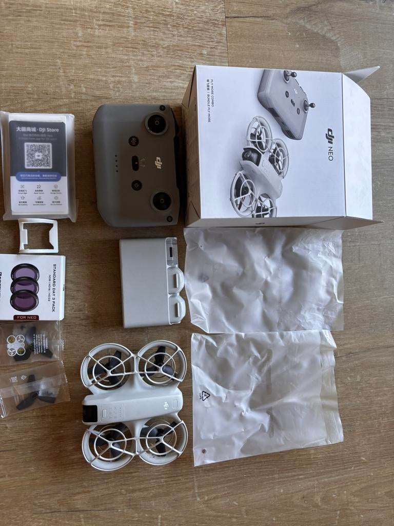DJI Neo Fly More Combo, TV, Hi-fi & Vidéo, Drones, Enlèvement, DJI