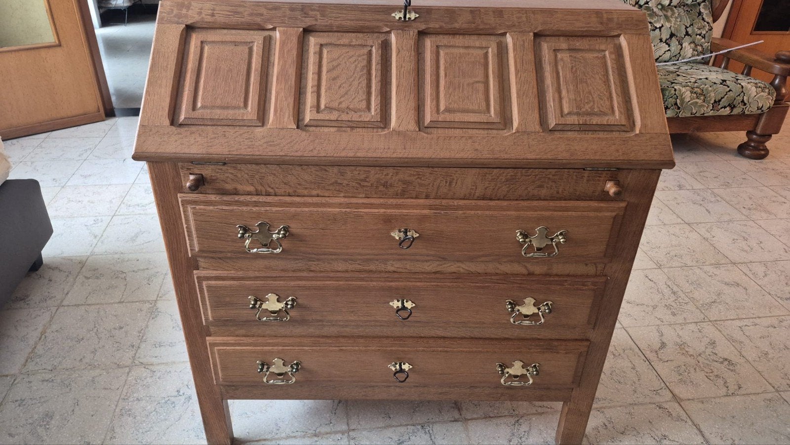 Wandkast/secretaire, Ophalen