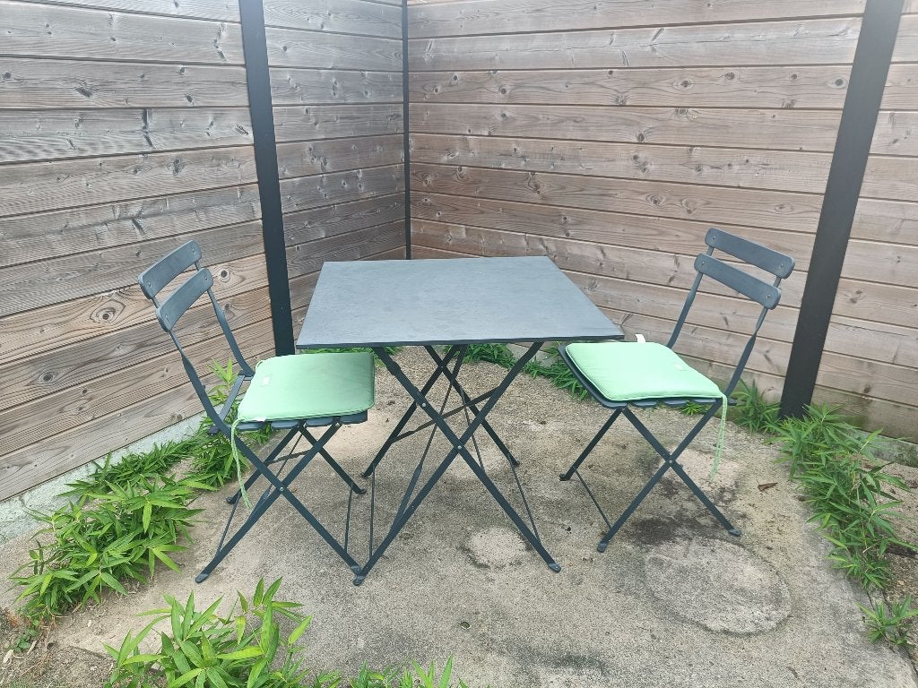 Tuintafel met 2 stoelen | Bistro set, Tuin en Terras, Ophalen, Gebruikt, Vierkant, Metaal