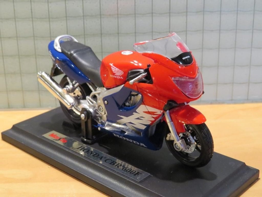 Honda CBR600F red/blue 1999 1:18 Maisto, Hobby en Vrije tijd, Modelauto's | 1:18, Ophalen of Verzenden, Nieuw, Motor, Maisto