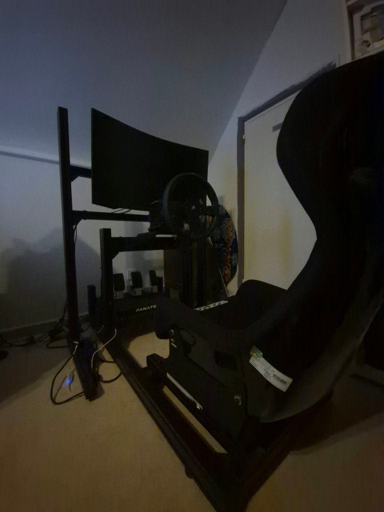 Fanatec cls dd 8nm + volledige set up zonder pc, Ophalen, Gebruikt