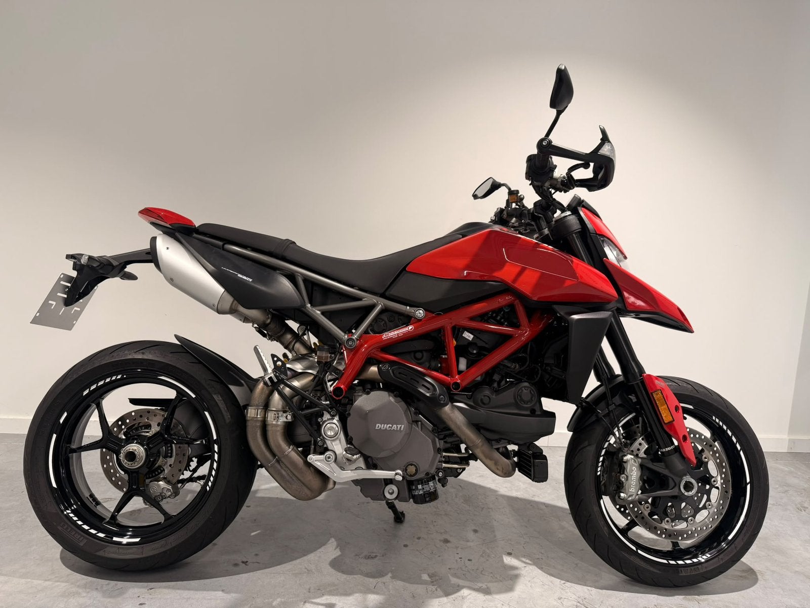 Ducati Hypermotard 950 ‘22. 15100km, Bedrijf