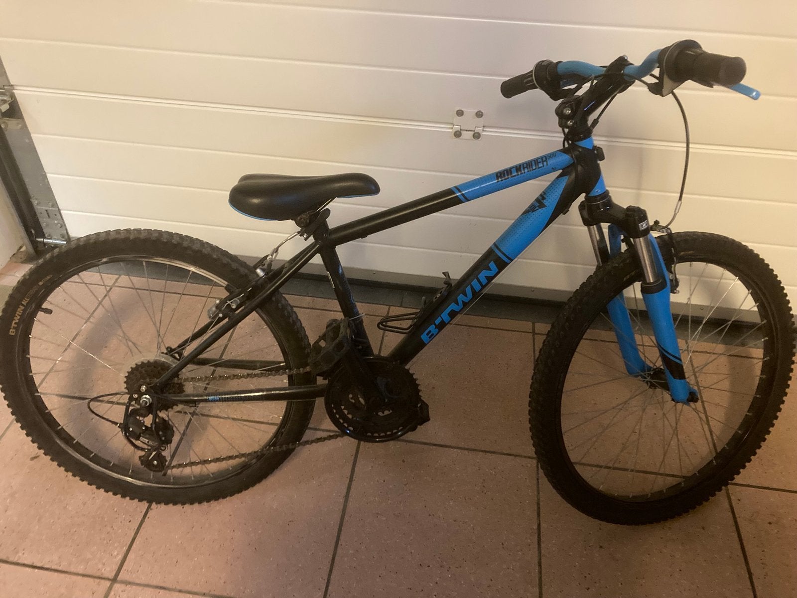 Vélo Rockrider 500 (Btwin) 24 pouces, Vélos & Vélomoteurs, Vélos | Vélos pliables, Enlèvement, Comme neuf, Vitesses